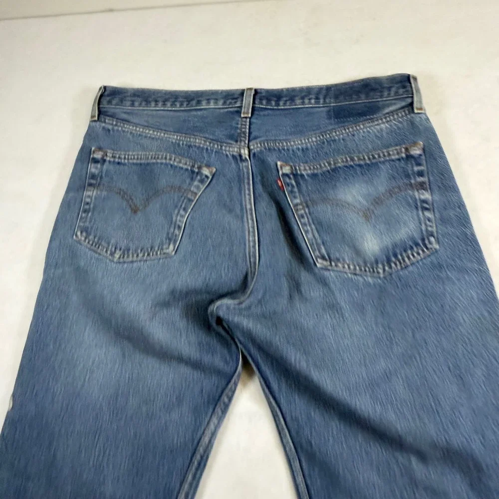 Levis 501 Mens Straight Leg Medium Wash Blue Denim Button Fly Jeans 35x30.5